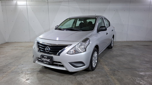 Nissan Versa 1.6 DRIVE AUTO