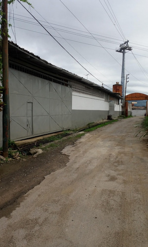 Imagen 7 de 24 de Roca Inmobiliaria Venta Galpón, Depósito Supermercado, Local 2 Entradas Calle Privada Y Avenida Principal Precio De Oportunidad