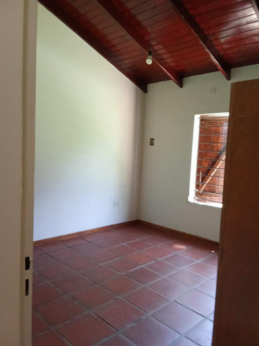 Casa 3 Dormitorios En Alquiler Permanente En Funes