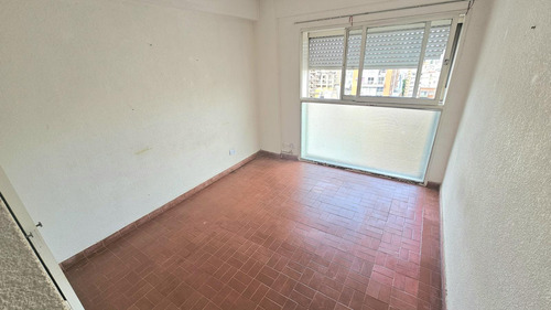 Oportunidad Venta Departamento De 4 Ambientes Con Cochera En Nuñez A Refaccionar