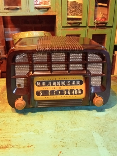 Antiguo Radio De Bulbos General Electric 