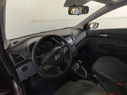 Imagem 5 de 5 de Hyundai Hb20s 1.6 Comfort Plus 16v Flex 4p Automático