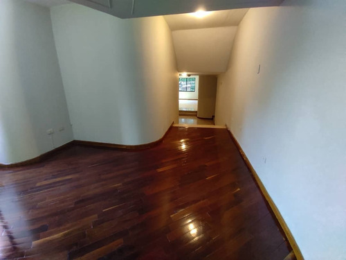 Imagen 15 de 18 de Amplio Apartamento En Venta En La Soledad Las Delicias Maracay 04128900222