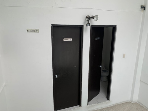 Edificio En Venta En Viveros De La Loma, Tlalnepantla
