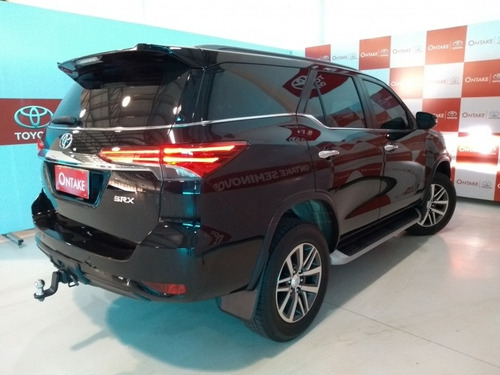 Imagem 4 de 15 de Sw4 Srx 2.8 07 Lugares Automática