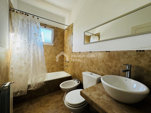 Casa En Alquiler Anual, En Tigre, Barrio San Isidro Labrador, 4 Ambientes Y Piscina!