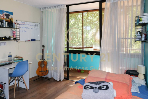 Departamento Venta, 4 Dormitorios 4 Baños 1 Estacionamien...