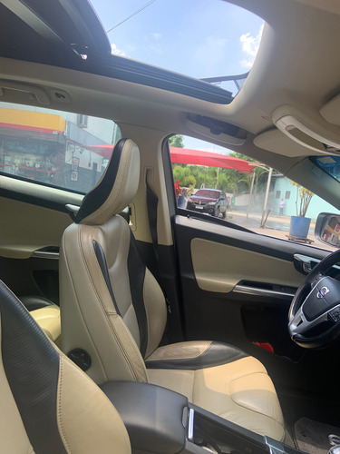 Volvo XC60 2.0 T5 R-design 5p