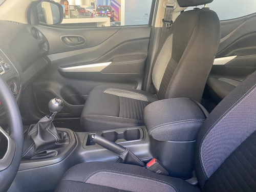 Imagen 19 de 25 de Renault Alaskan Confort 4x2 Mt 2023 Stock Entrega In Ep