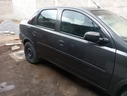 Chevrolet Corsa 1.8 4p Comfort A Mt