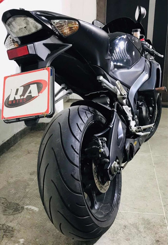 Imagem 4 de 8 de Suzuki Gsx-r-1000