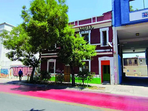 Edificio De Uso Específico 2 Pisos - Unidad Arrendada