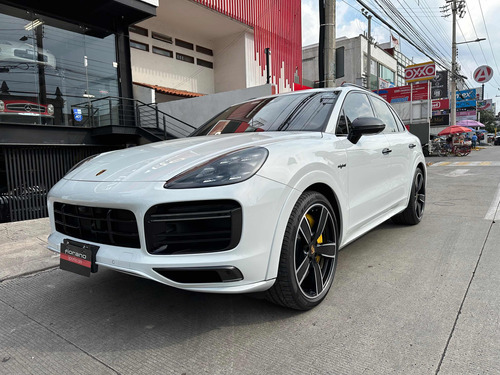 Porsche Cayenne 4.0 Turbo S Hybrid