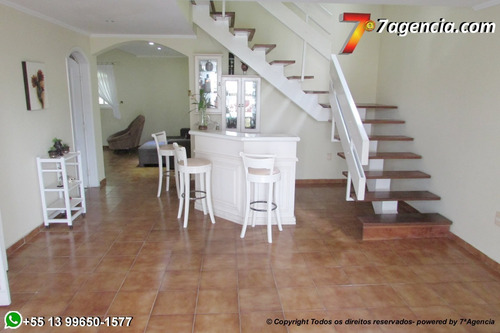 Imagem 19 de 30 de Casa Em Itanhaem Sobrado Completo 6dorms Piscina Churrasqueira Forno A Lenha Sala 4 Ambientes Ch203