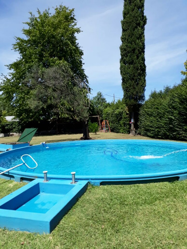 Encantadora Casa En Amplio Lote Con Piscina Y Espacio Al Aire Libre, El Pato, Berazategui