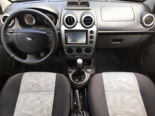 Ford Fiesta 1.6 Mpi Sedan 8v Flex 4p Manual