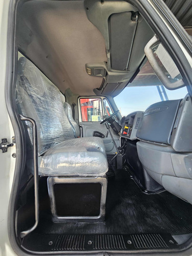 International 4300 Modelo 2014 Volteo Nuevo 7 Metros