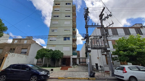 Departamento En Venta - 1 Dormitorio 1 Baño - Ramos Mejía