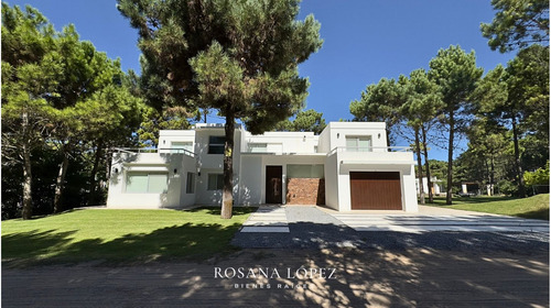 Casa En Venta En Alamos Ii