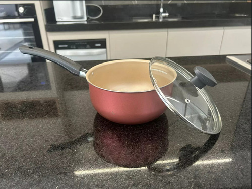 Panela Antiaderente + Tampa De Vidro Reforçada No 16 Cor Cereja E Bege