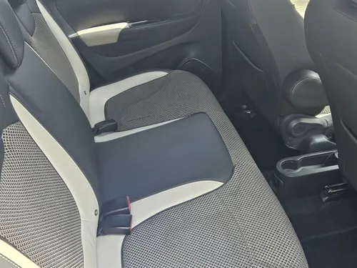 Renault Captur 2.0 Intens Automática