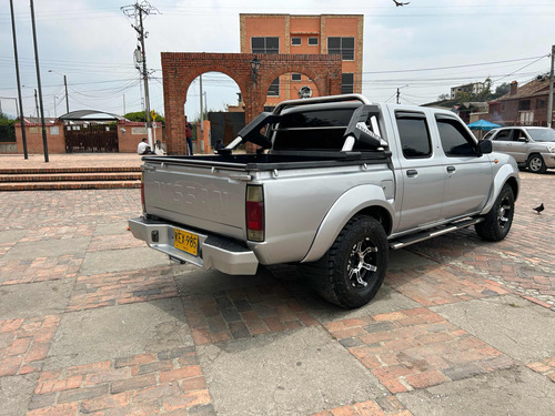 Nissan D22 Frontier Gasolina 4x2