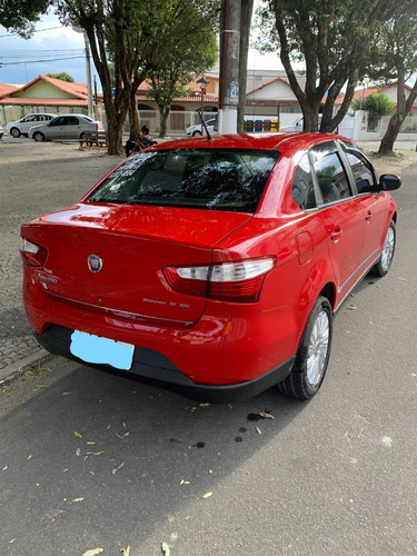 Fiat Grand Siena 2013 1.6 16v Essence Flex 4p