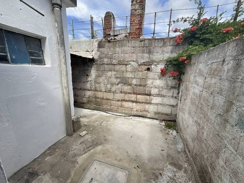 Venta De Padron Con Cuatro Casas En La Teja.