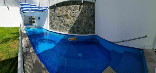 Imagen 3 de 29 de Hermosa Casa En Cumbres Del Lago, Alberca Propia, Jardín, 4