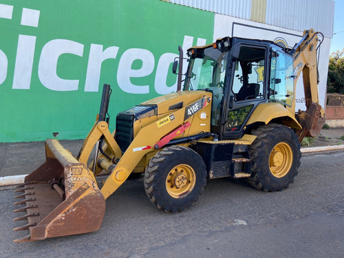 Imagem 4 de 5 de Retro Cat 416f2 4x4