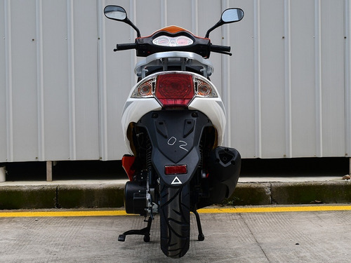 Imagen 9 de 15 de Ultima Motocicleta,caja Trasera,alarma,patente 2023, 150 Cc