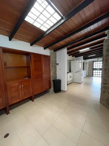 Casa En Venta En Guaparo (ac)