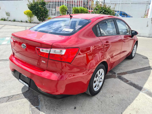 Imagen 8 de 14 de Kia Rio 1.6 Lx Sedan Mt 2017