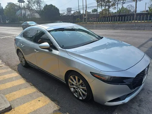 Mazda 3 2023
