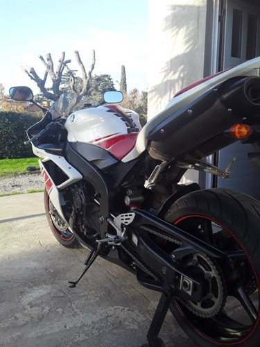 Yamaha R1 Pista