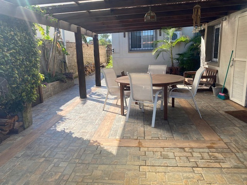 Imagen 5 de 17 de Venta De Casa De 3 Dormitorios En Shangrila Sur