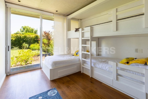 Imagen 13 de 17 de Elegante Residencia En Lomas De La Tahona - Id 5360
