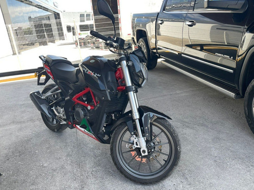 Imagen 5 de 6 de Benelli Tnt25 8151