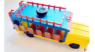 Chiva Tradicional Plástica Juguete De Colección Regalo Carro