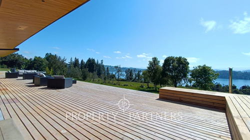 Espectacular Casa En El Lago Panguipulli