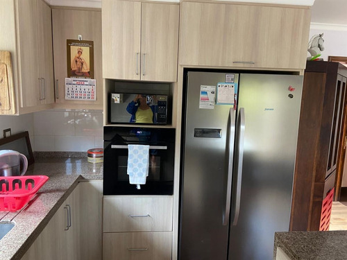 Cómoda Casa En Venta De 3 Dorm. Más Cabaña Olmue