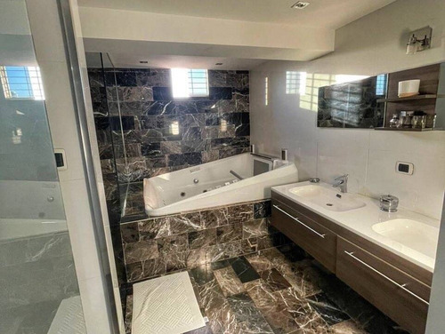 Imagen 5 de 12 de Apartamento De Lujo En Venta La Trigaleña 350m2, Cod.132534 Daniela Jimenez