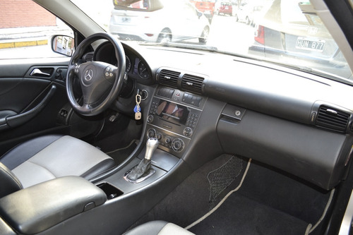Imagen 6 de 25 de Mercedes-benz Clase C 2.3 C230 Sportcoupe V6 Evolution