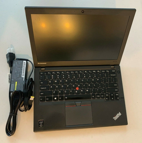 Imagen 1 de 3 de Lenovo Thinkpad T14s Gen2 Notebook Touchscreen Laptop, I7