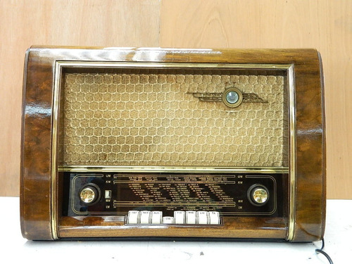 Radio Antiguo Alemán Loewe Opta Mod. Komet Excelente