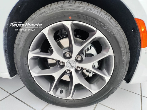 Imagen 5 de 15 de 2021 Chrysler Pacifica Limited Platinum Dvd Piel 8 Pas V6 At