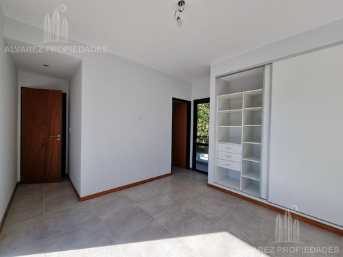 Imagen 29 de 30 de Departamento 3 Ambientes Venta Castelar Cochera