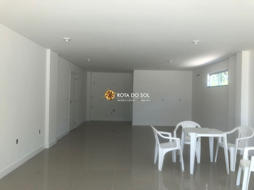 Sala Comercial À Venda Em 4 Ilhas - Bombinhas/sc - S711