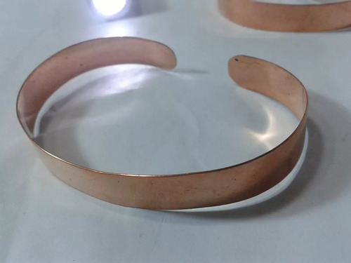 Imagen 7 de 10 de 28 Se Vende Pulsera Hechas En Material De Cobre Garantizado