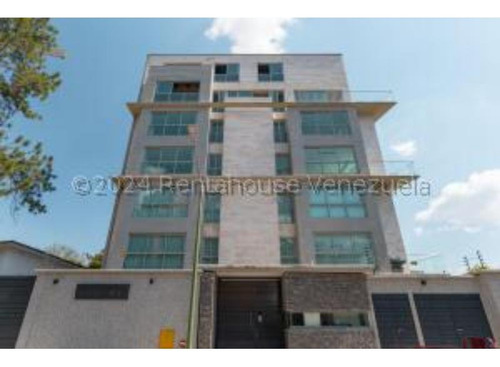 #24-23346  Espectacular Apartamento Duplex En La Castellana 